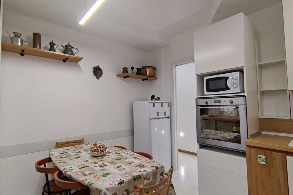 Elegante Alloggio Zona Storica Lecco Dış mekan fotoğraf